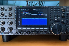 Icom IC 7851 