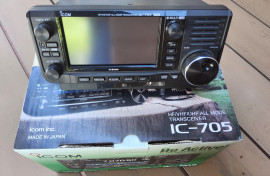 ICOM IC-705 SUIT NEW BUYER Plus extras 