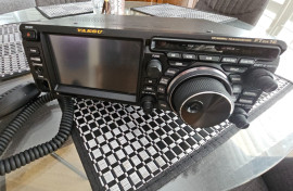 Yaesu FTDX10 $2200 ONO with M-90D mic