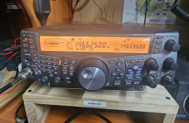 KENWOOD TS 2000X  Shack in a box, plus more