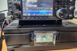 As new, spotless, Icom IC7610 discounted heaps