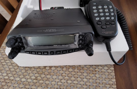 YAESU QUAD BAND FT8900R 10/6/2/70cm TRANSCEIVER 