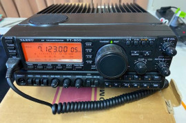 YAESU FT900 HF transceiver