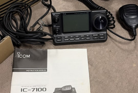 Icom IC -7100 Remote Head Excellent radio 