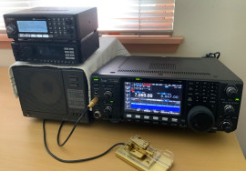 AS-NEW, ICOM IC-7600 HF/6M Transceiver. 