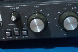 Yaesu  FC 700 Antenna Tuner 