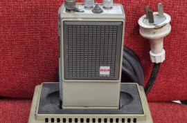 Vintage RCA hand held UHF