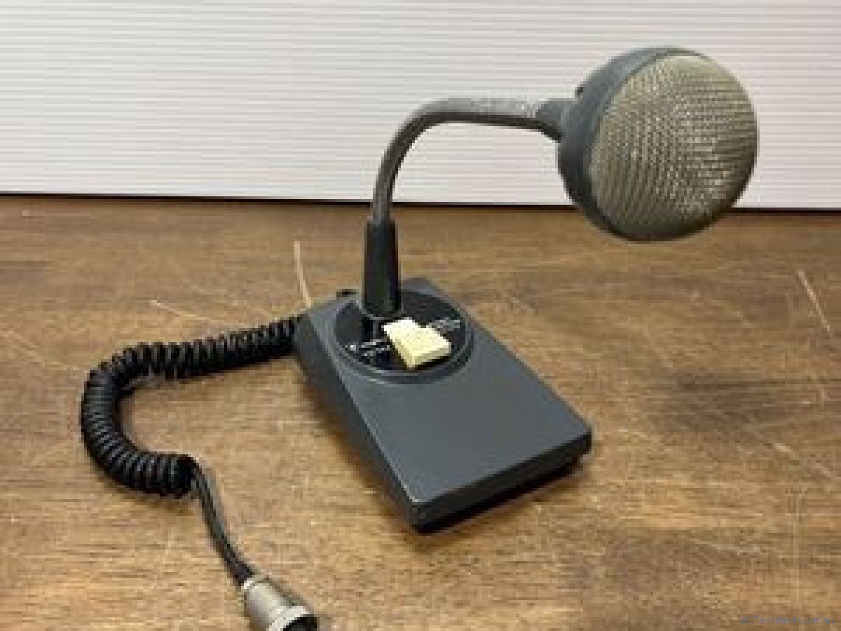 YAESU YD148 Desk Microphone