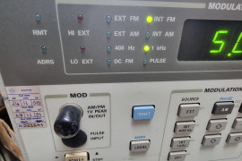 HP 8657B 2.060 GHz with stable oscillator option