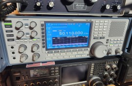 Very Rare Icom ICR9500, crazy at $10k 