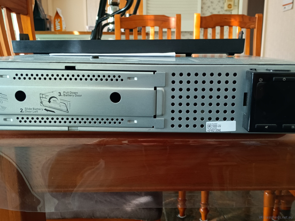 UPS SYSTEM APC SMC1000I-2U Schneider Electric