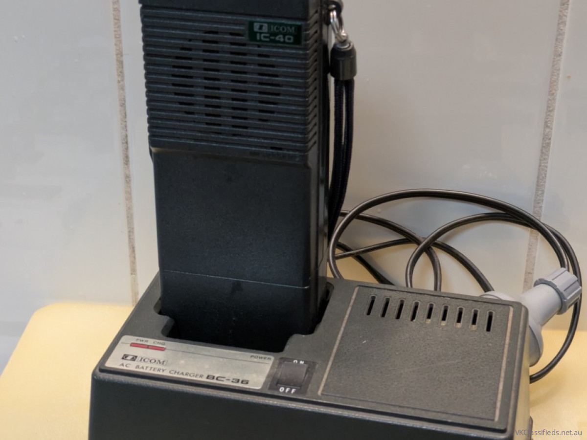 Icom IC-40 vintage UHF CB radio - repacked battery