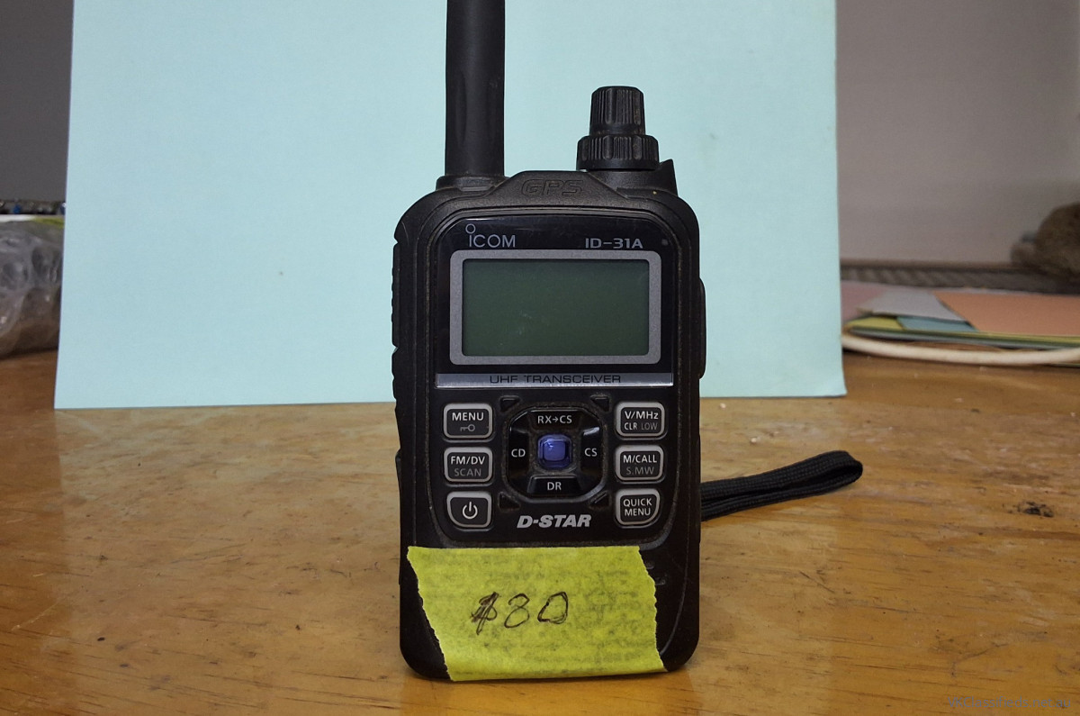 ICOM ID31A