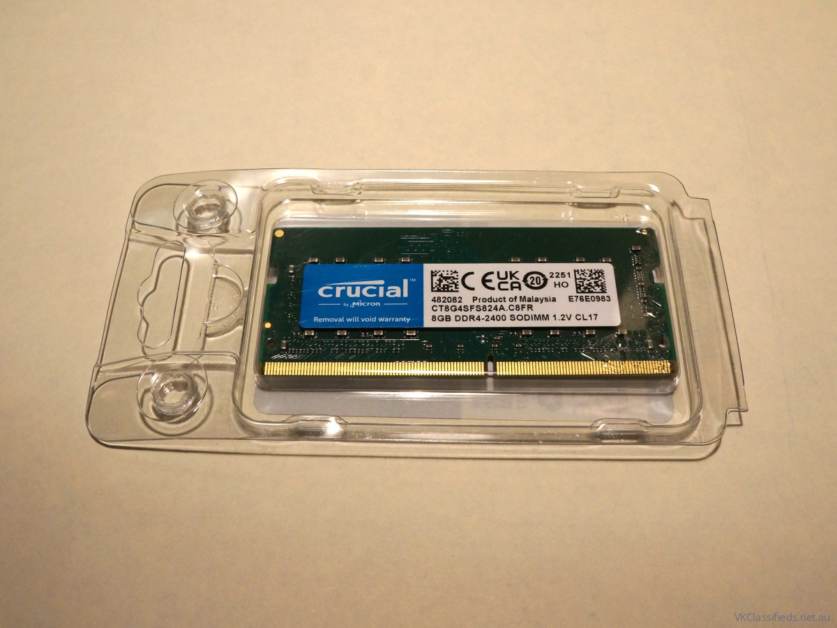 8GB RAM module - Crucial DDR4 2400