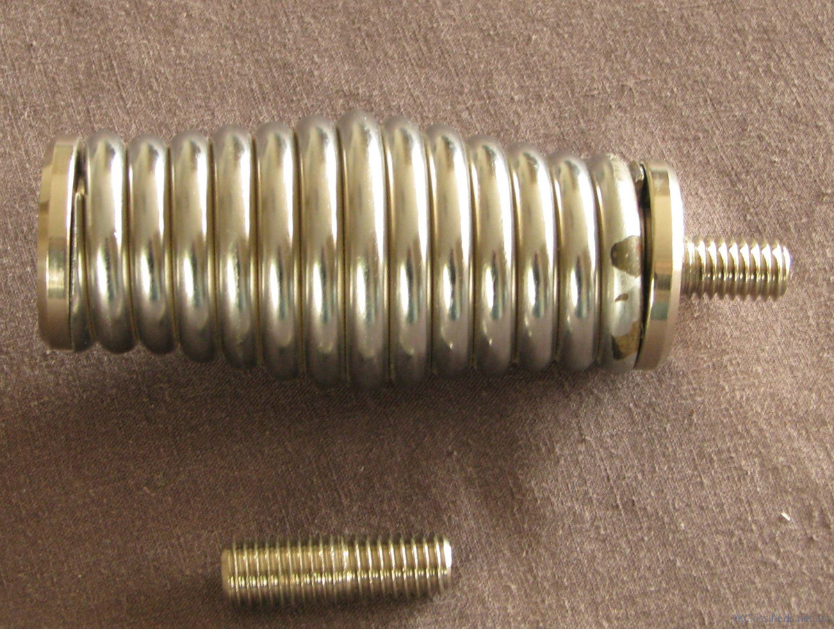 Antenna base spring