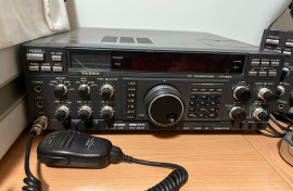 Yaesu FT990
