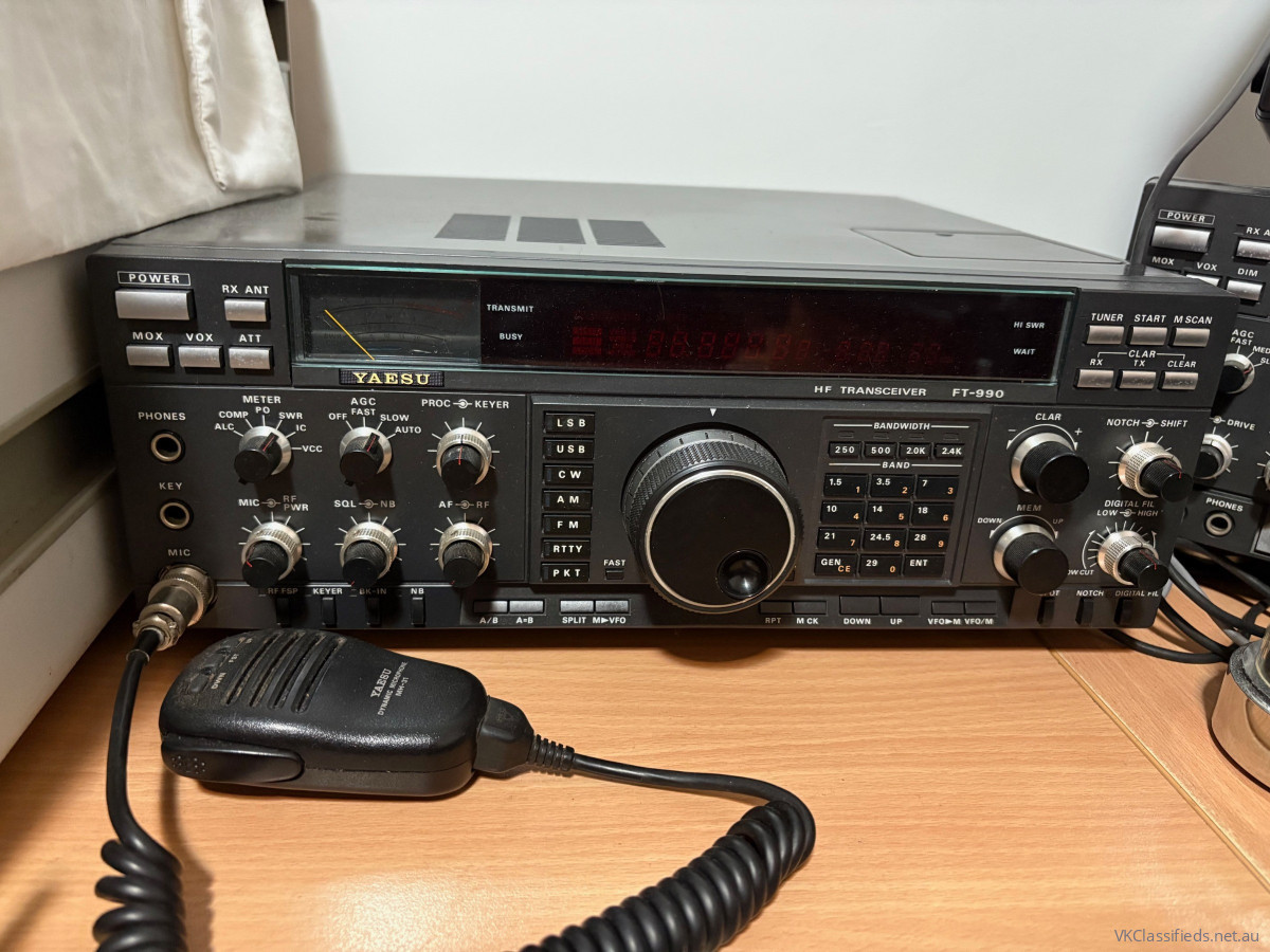 Yaesu FT990