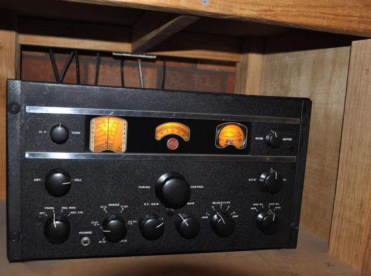 RCA AR88D Communications Receiver