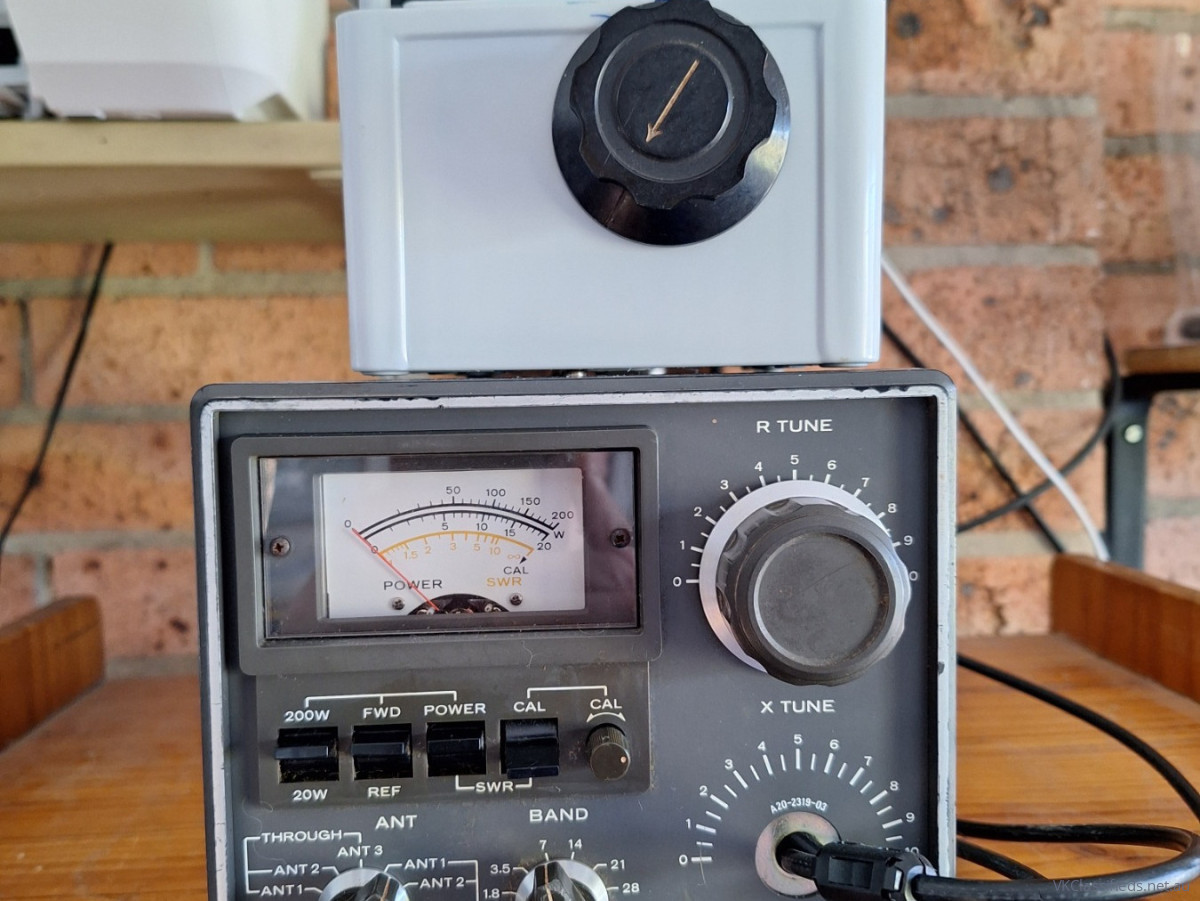 KENWOOD AT 200 TUNER (modified)