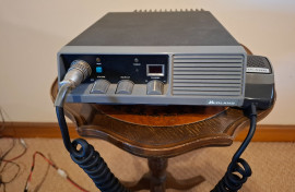 MIDLAND 2 METER FM RADIO