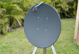 For Sale: Azure 65cm Offset Dish
