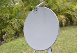 For Sale: 65cm Offset Dish