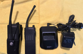 2X Kenwood TK-259 VHF handhelds 
