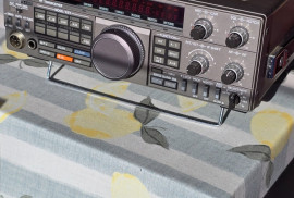 Kenwood TS-440-S + SM-60 Desk Mike