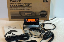 Yaesu FT-7900r vhf/uhf as new with remote kit