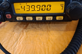 FT1807.  YAESU.  UHF.
