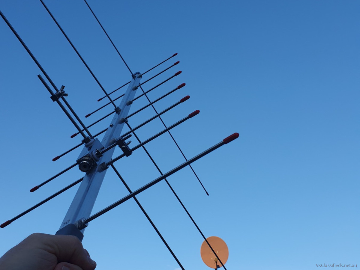 DUAL BAND YAGI ANTENNA 2m 70cm VHF UHF SATELLITE