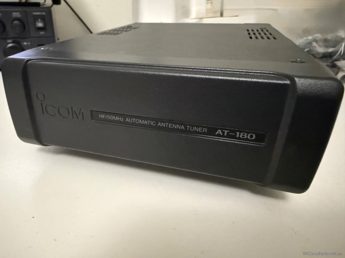 Icom AT-180 interface cable and mounting bracket