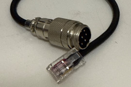 Icom OPC 589 modular jack - 8 pin  adapter