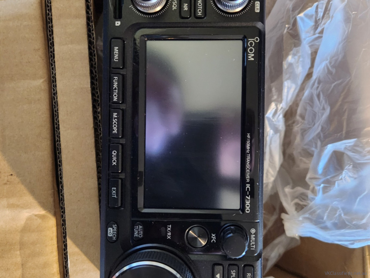 Icom IC7300 box books etc $1250