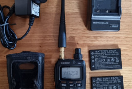 YAESU VX-2 Dual Band Transceiver