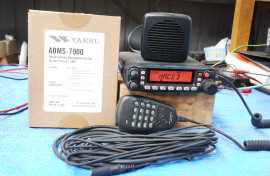 YAESU FT-7900