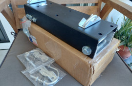 Antenna tilt mount for vertical antenna