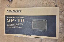 Yaesu SP-10