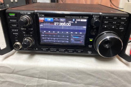 ICOM IC 7300 HF/6 MTR TRANCEIVER (AS New)