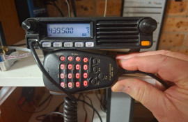 Yaesu FTM 7250R C4FM VHF/UHF As new