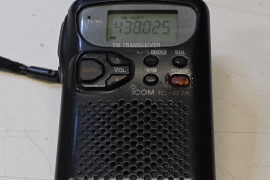 Icom VHF/UHF Transceiver HH 
