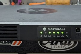 Motorola SLR5500 UHF DMR and FM repeater