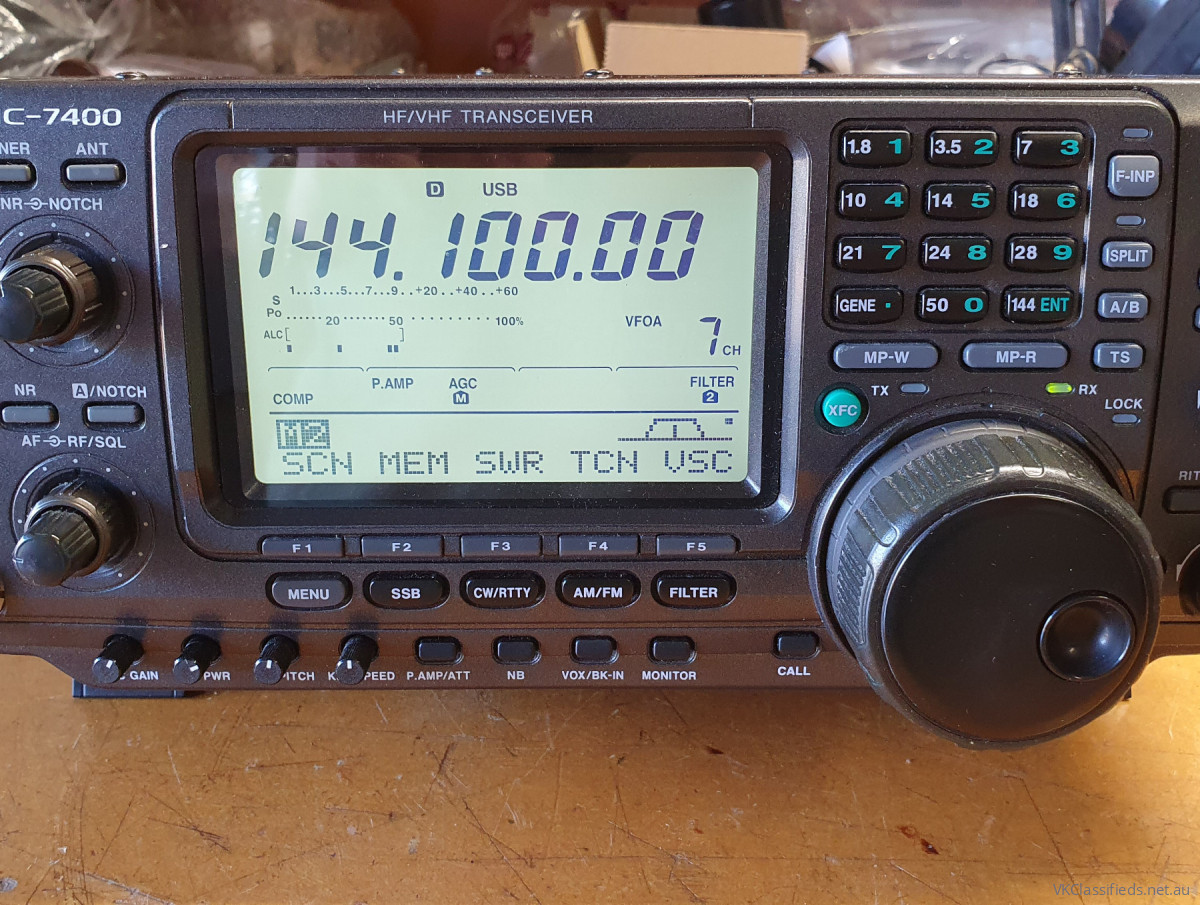 Icom IC-7400