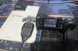 Icom ic7000