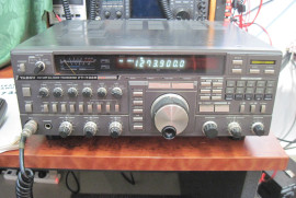 Fully optioned Yaesu FT-736R, 50Mhz to 1.2ghz