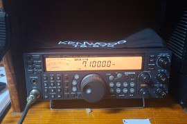 Kenwood TS 570S