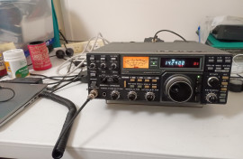 Icon IC-751a HF transceiver 