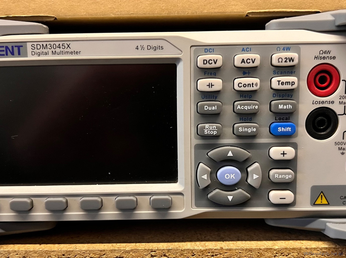 Siglent SDM3045X 4.5 digit, digital multimeter