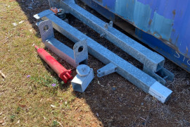 NBS tilt over mast hardware