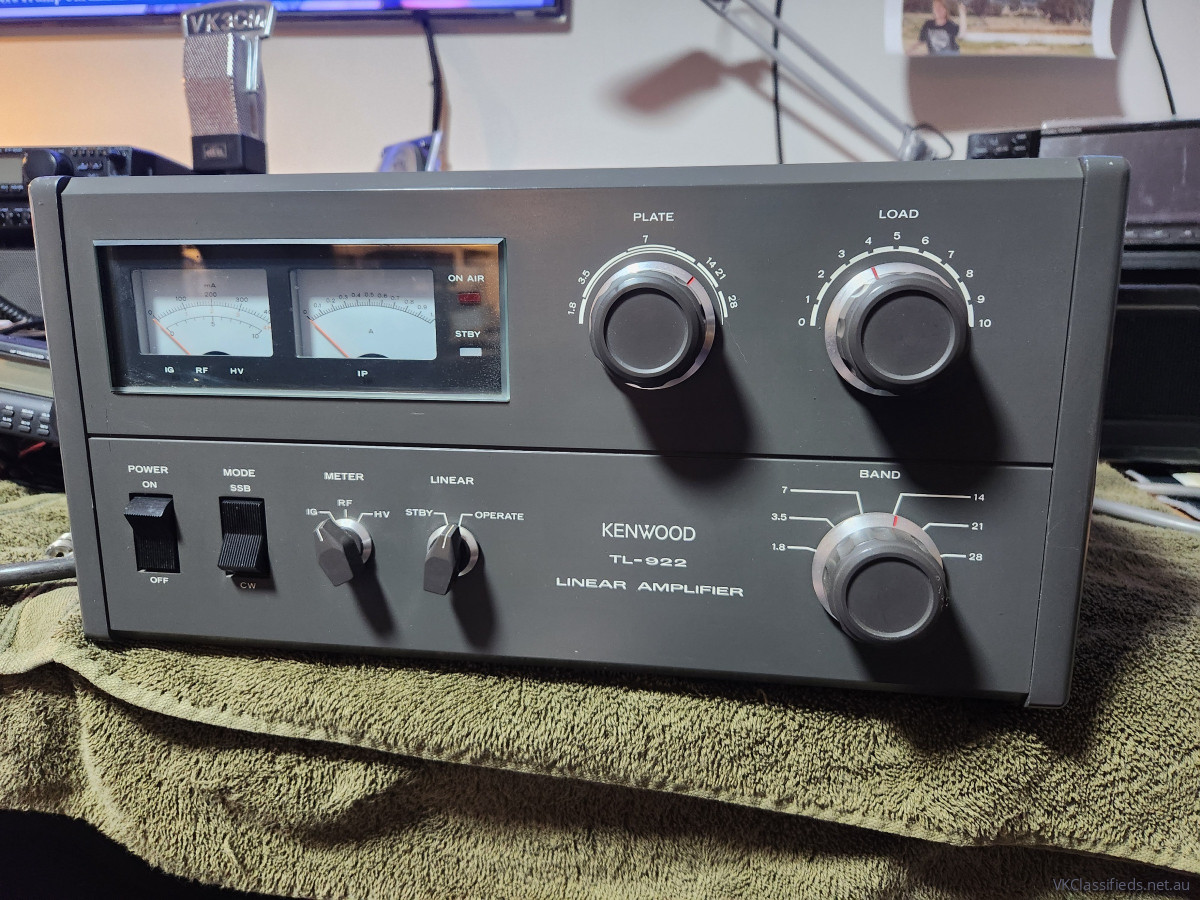 Beautiful Kenwood TL922 HF Amplifier $1850